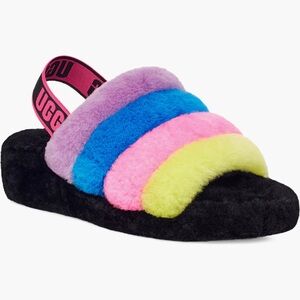NIB $99 UGG®
Fluff Yeah Faux Fur
Slingback Sandal Size 7M